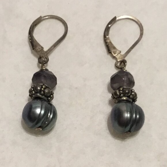 Vintage & gorgeous sterling silver Tahitian pearl clip on earrings - Picture 3 of 15